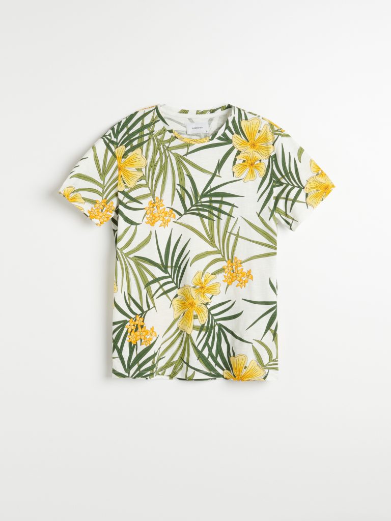 colorful t shirt 