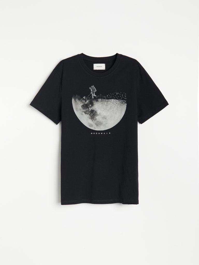 black t shirt color design