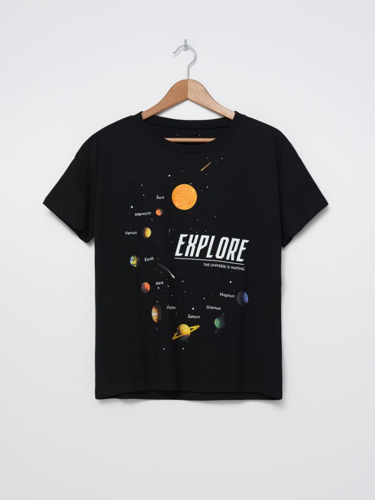 black t shirt ladies